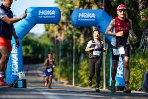 BIB: 1027
                            <button type="button" onclick="openModal(22570919)" class="btn btn-primary btn-sm float-right btn-popup" data-toggle="modal" data-target=".modal-high-quality">
                        <i class="fas fa-shopping-cart"></i> Add to Cart
                    </button>
                                            <button type="button" onclick="isThisMe(22570919, true)" class="btn btn-success btn-sm float-right btn-popup btn-isme hidden" data-toggle="tooltip" data-placement="bottom" title="นี่คือรูปของคุณใช่ไหม คลิกที่นี่เพื่อเอาเข้าอัลบั้ม">
                        <i class="fas fa-plus"></i> Add to album
                    </button>
                    <button type="button" onclick="isThisMe(22570919, false)" class="btn btn-warning btn-sm float-right btn-popup btn-isnotme hidden">
                        <i class="fas fa-ban"></i> Remove from album
                    </button>